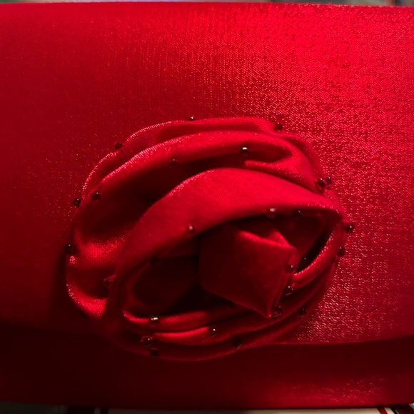 Red Satin Special Occasion Mini Bag NWT - Picture 8 of 9